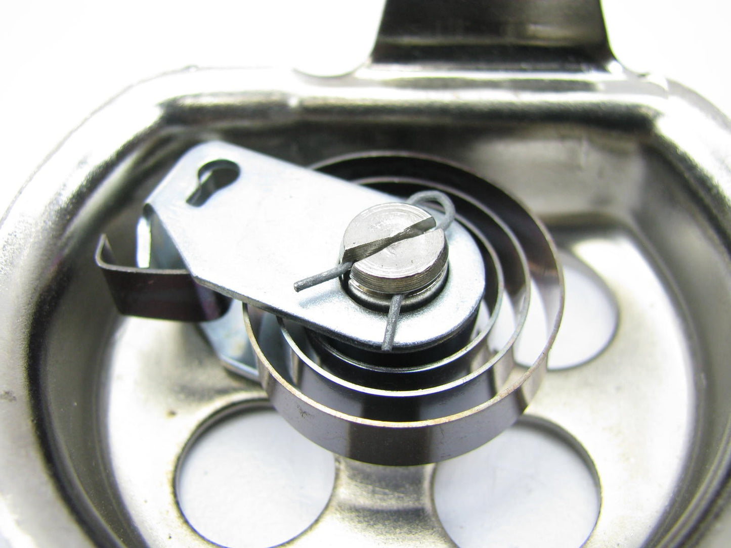 NEW - Out Of Box TH04 Carburetor Choke Thermostat - Rochester 1-BBL Monojet