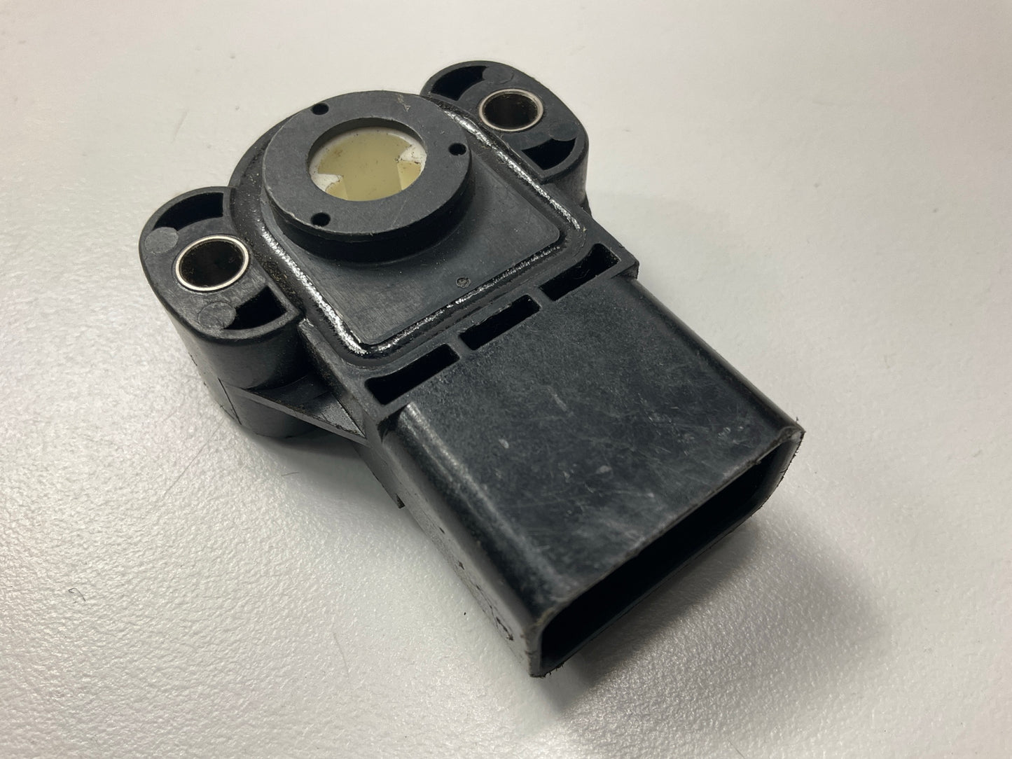 NEW - OUT OF BOX TH136T Throttle Position Sensor TPS