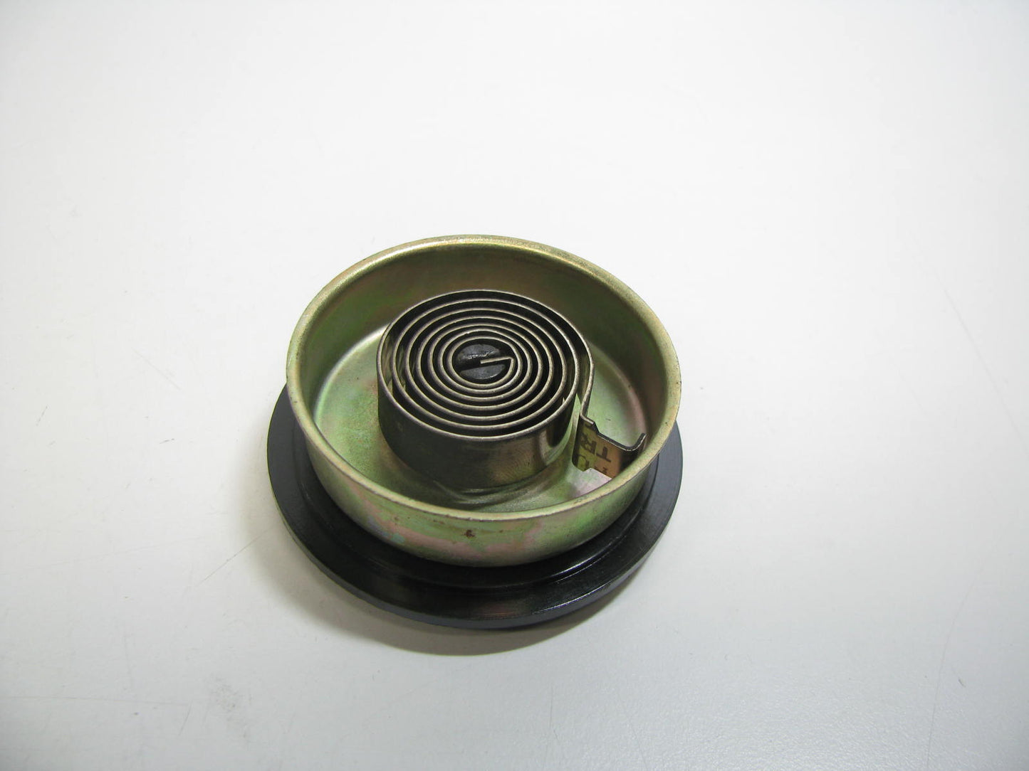 NEW  OUT OF BOX TH152 Carburetor Choke Thermostat 1975-1977 GM Rochester 2-BBL