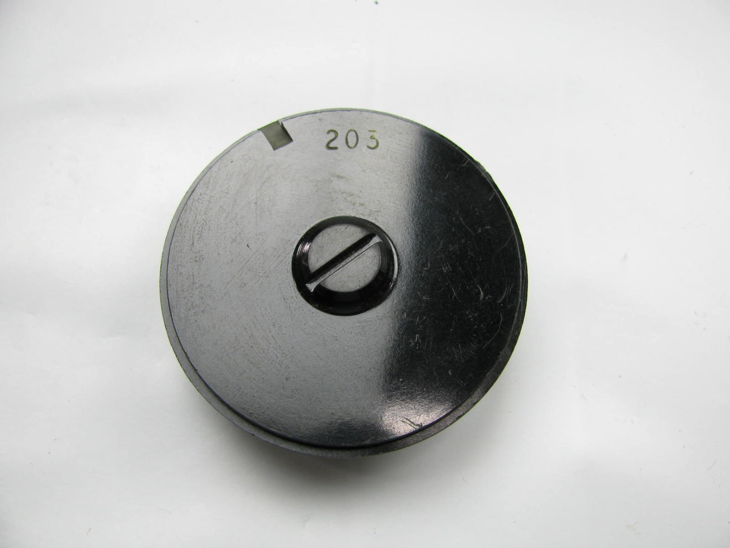 NEW - OUT OF BOX - TH203 Carburetor Choke Thermostat