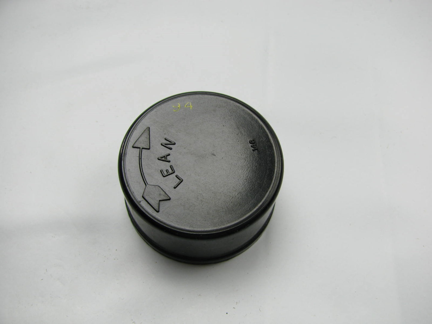 NEW - OUT OF BOX - TH94 Carburetor Choke Thermostat