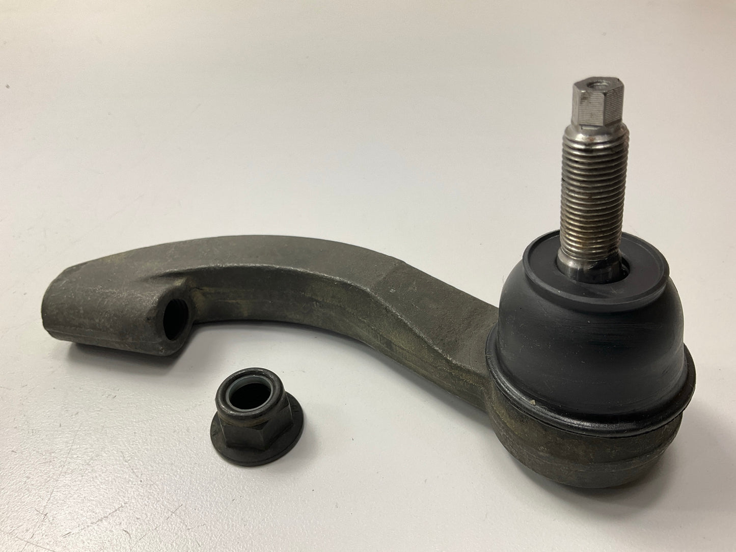 NEW - UNBOXED TO82003 Front Left Outer Steering Tie Rod End