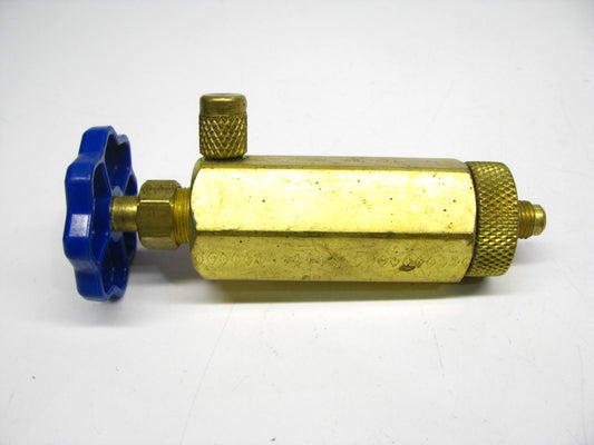 NEW OUT OF BOX - Spectronics Tracer A/C Refrigerant Fluorescent Dye Injector