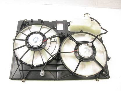 NEW - OUT OF BOX TQ3115134 Radiator Dual Cooling Fan W/ Reservoir 2004-05 Sienna