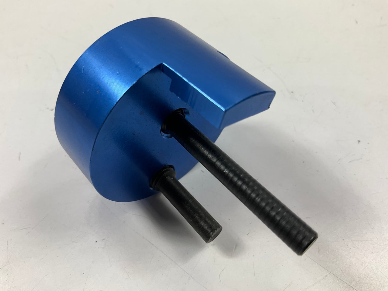 NEW - OUT OF BOX TR24363 Europe Euro Stretch Belt Tool 24363