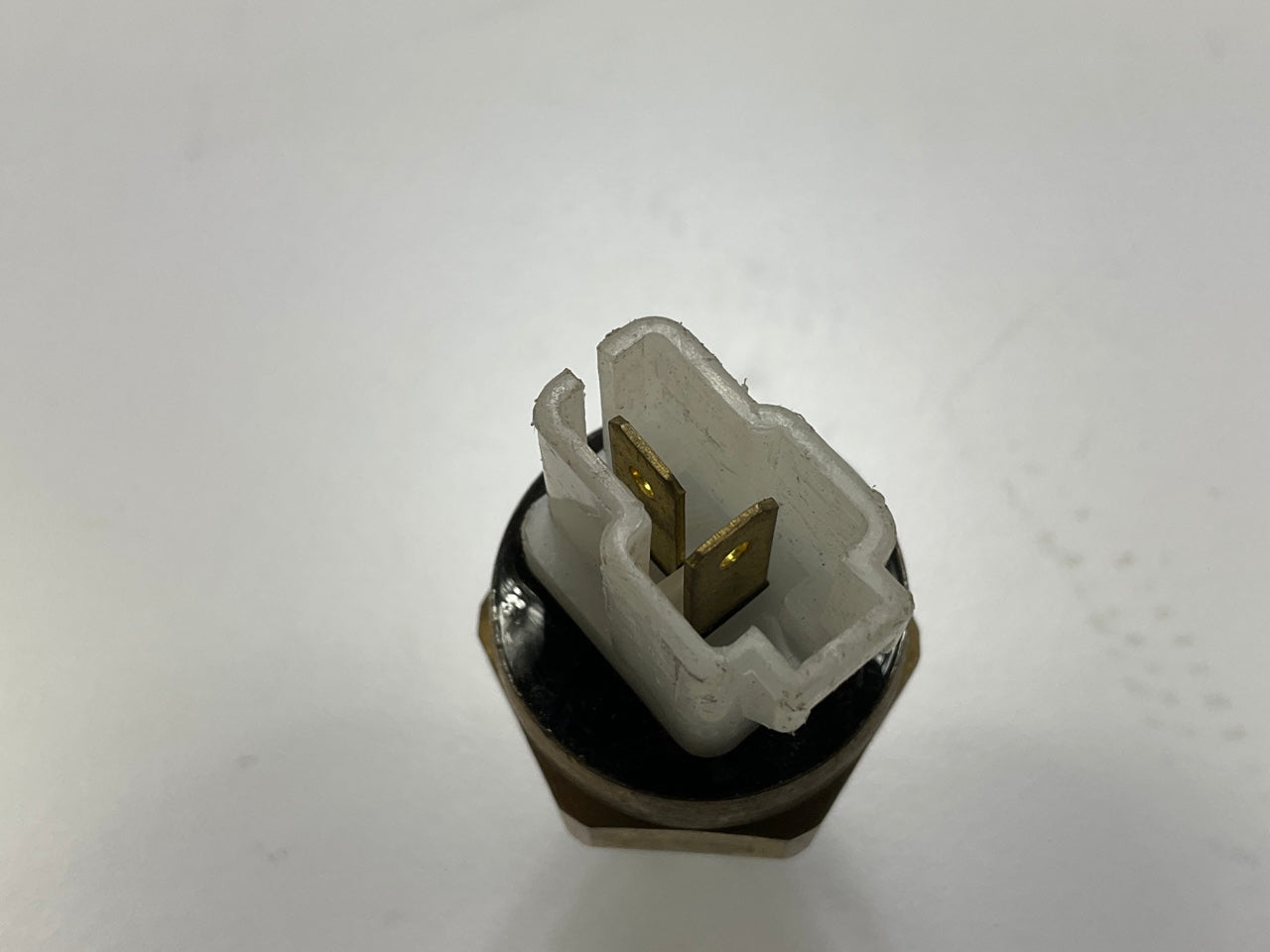 NEW - OUT OF BOX TS-112 Engine Cooling Fan Switch