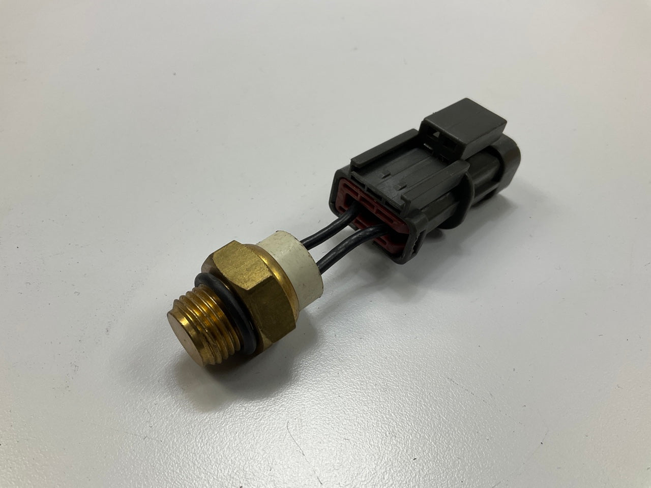 NEW - OUT OF BOX TS-133 Engine Cooling Fan Switch