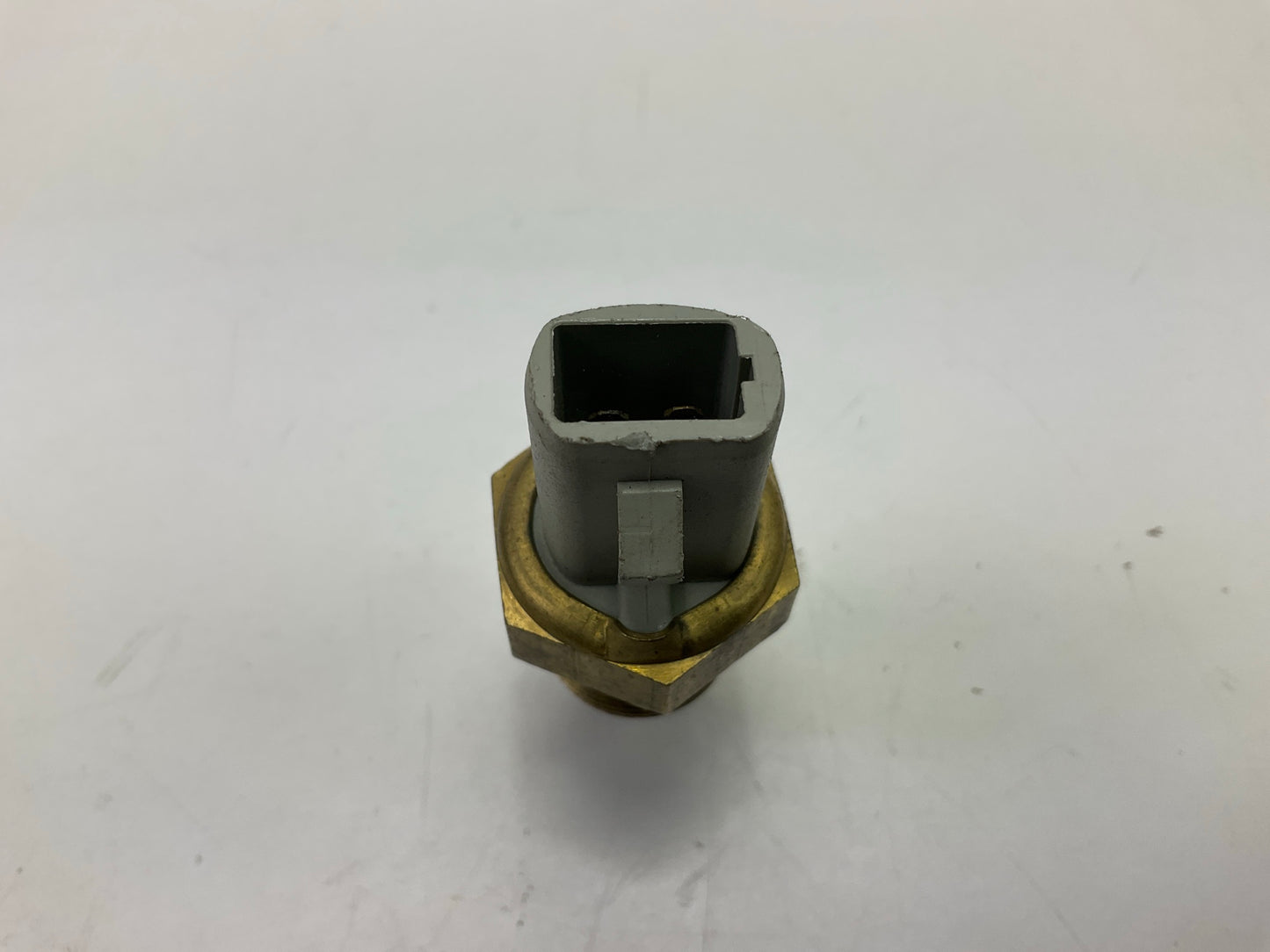 NEW - OUT OF BOX TS-158 Engine Cooling Fan Switch