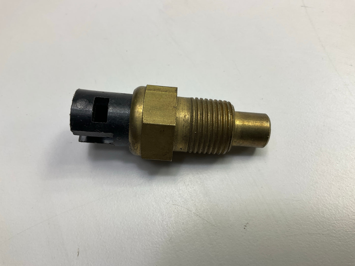 NEW - OUT OF BOX TS-175 Engine Coolant Temperature Sensor