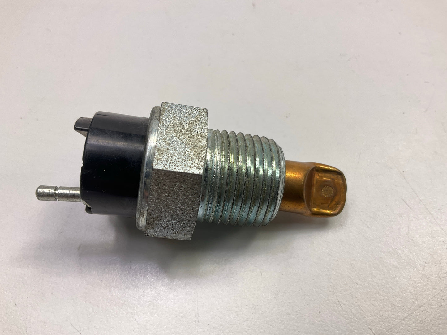 NEW - OUT OF BOX TS-21 Engine Coolant Temperature Sensor