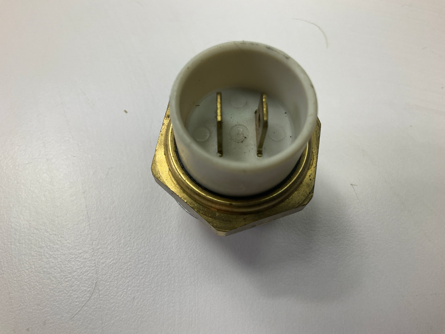 NEW - OUT OF BOX TS164 Engine Cooling Fan Switch