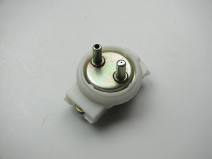 NEW - OUT OF BOX TS8 Air Cleaner Temperature Sensor EC407
