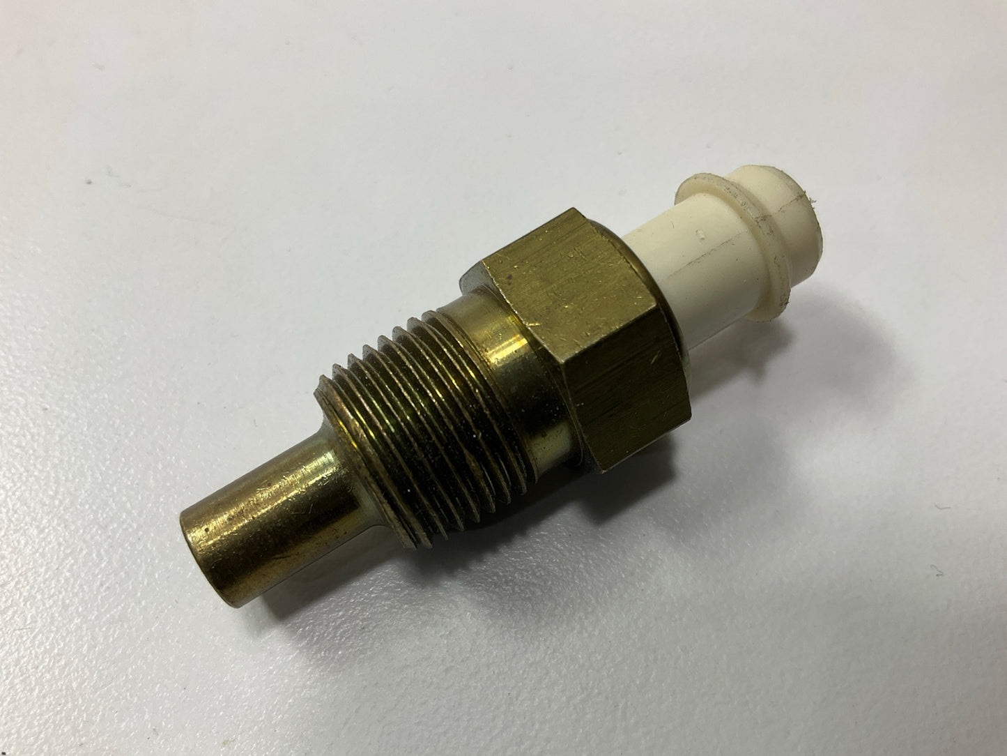 NEW - OUT OF BOX - TX1 Engine Coolant Temperature Sensor