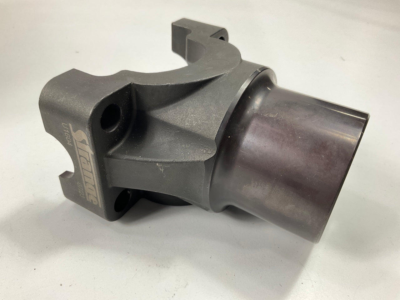 NEW UNBOX Strange Engineering U1604 Pinion Yoke,  35-Spline 9'' Ford Differential