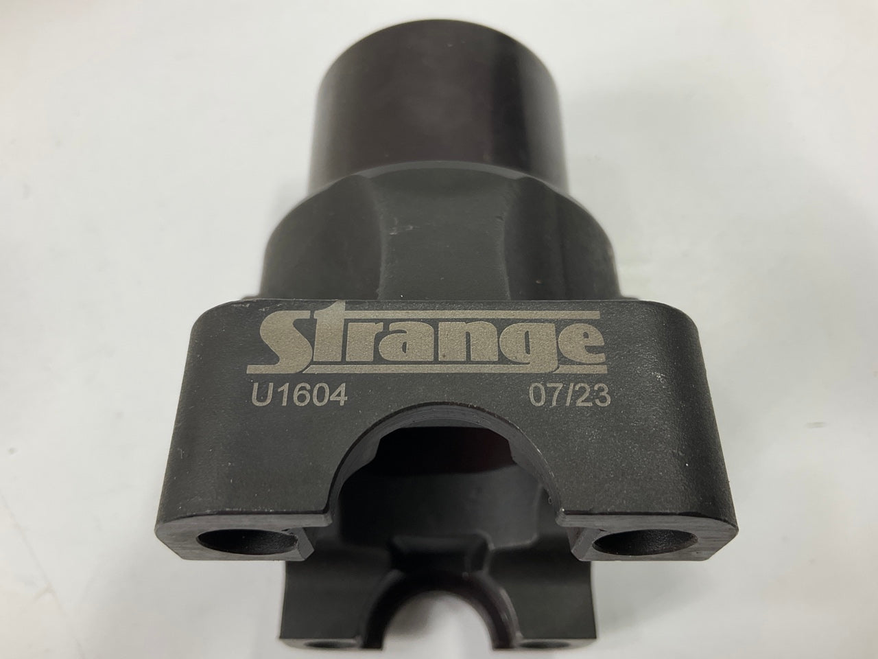 NEW UNBOX Strange Engineering U1604 Pinion Yoke,  35-Spline 9'' Ford Differential