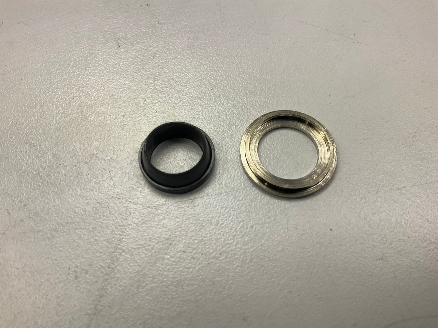 NEW - UNBOXED U5 TPMS Tire Pressure Monitor Sensor Service Kit