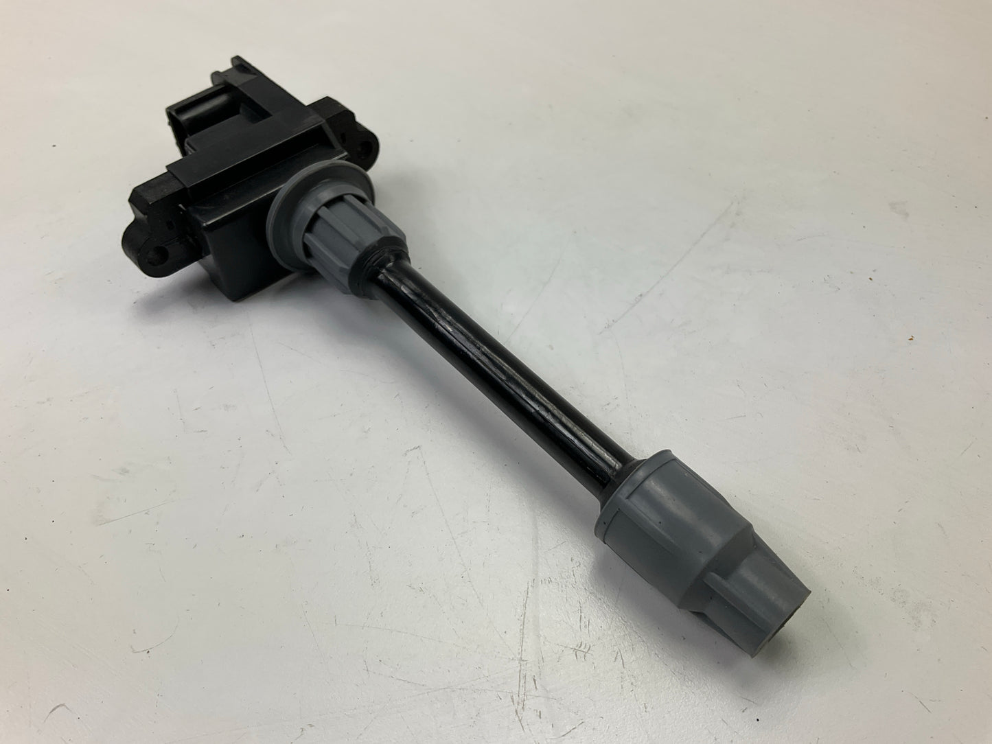NEW - OUT OF BOX UF-263 Rear Ignition Coil