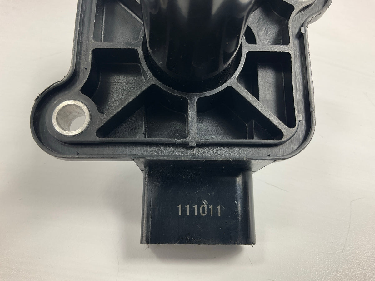 (8) NEW - OUT OF BOX UF-274 Ignition Coil For 2000-2004 Audi 4.2L-V8