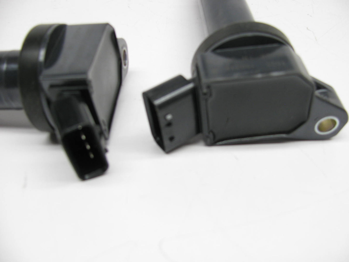 (8) NEW - OUT OF BOX UF-507 Direct Ignition Coil