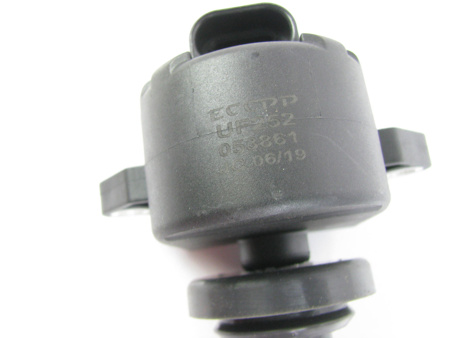 NEW - OUT OF BOX UF252 Direct Ignition Coil