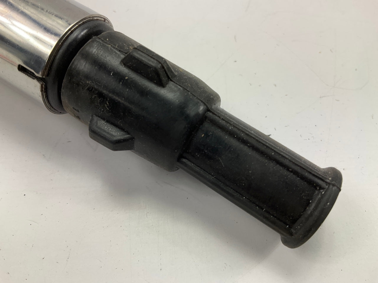 NEW UNBOXED Standard UF375 Direct Ignition Coil