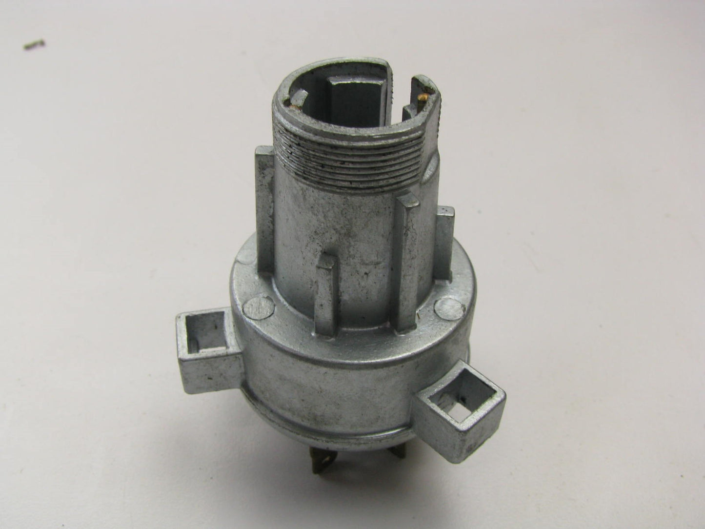 NEW - OUT OF BOX - US43 Ignition Switch