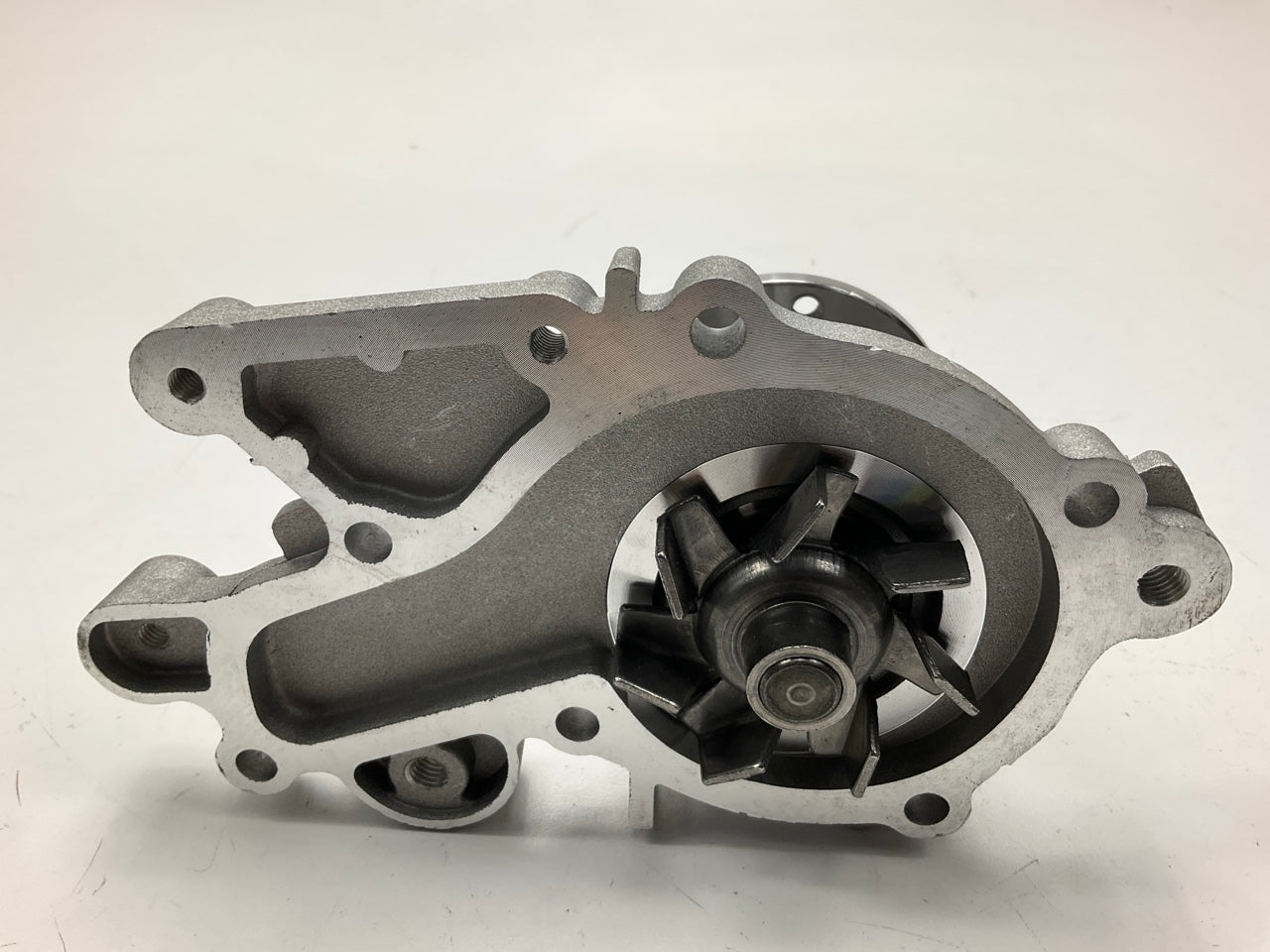 NEW UNBOXED US5058 Water Pump, Comes Without Gasket