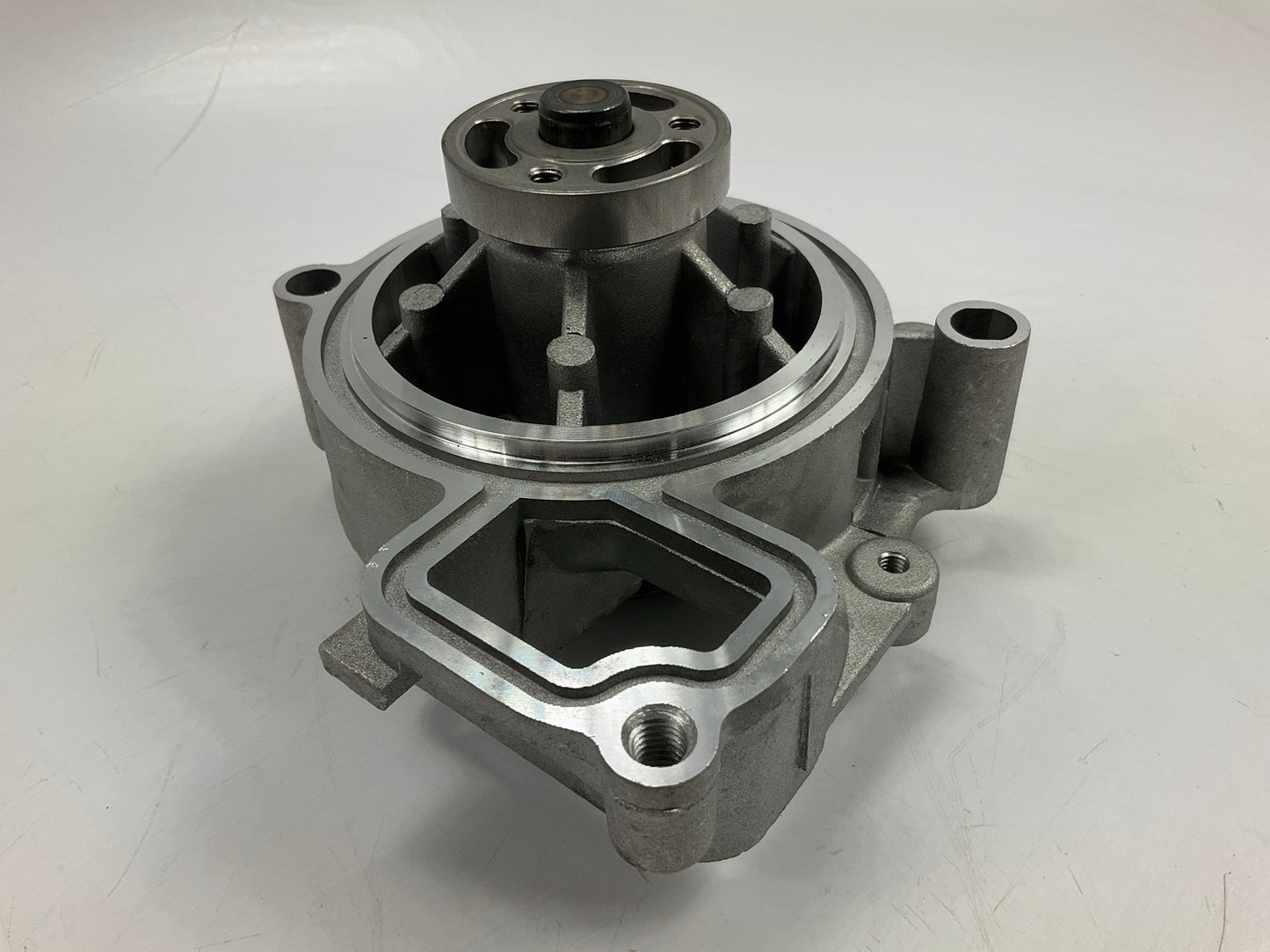 NEW UNBOXED US Motor Works US5092 Engine Water Pump