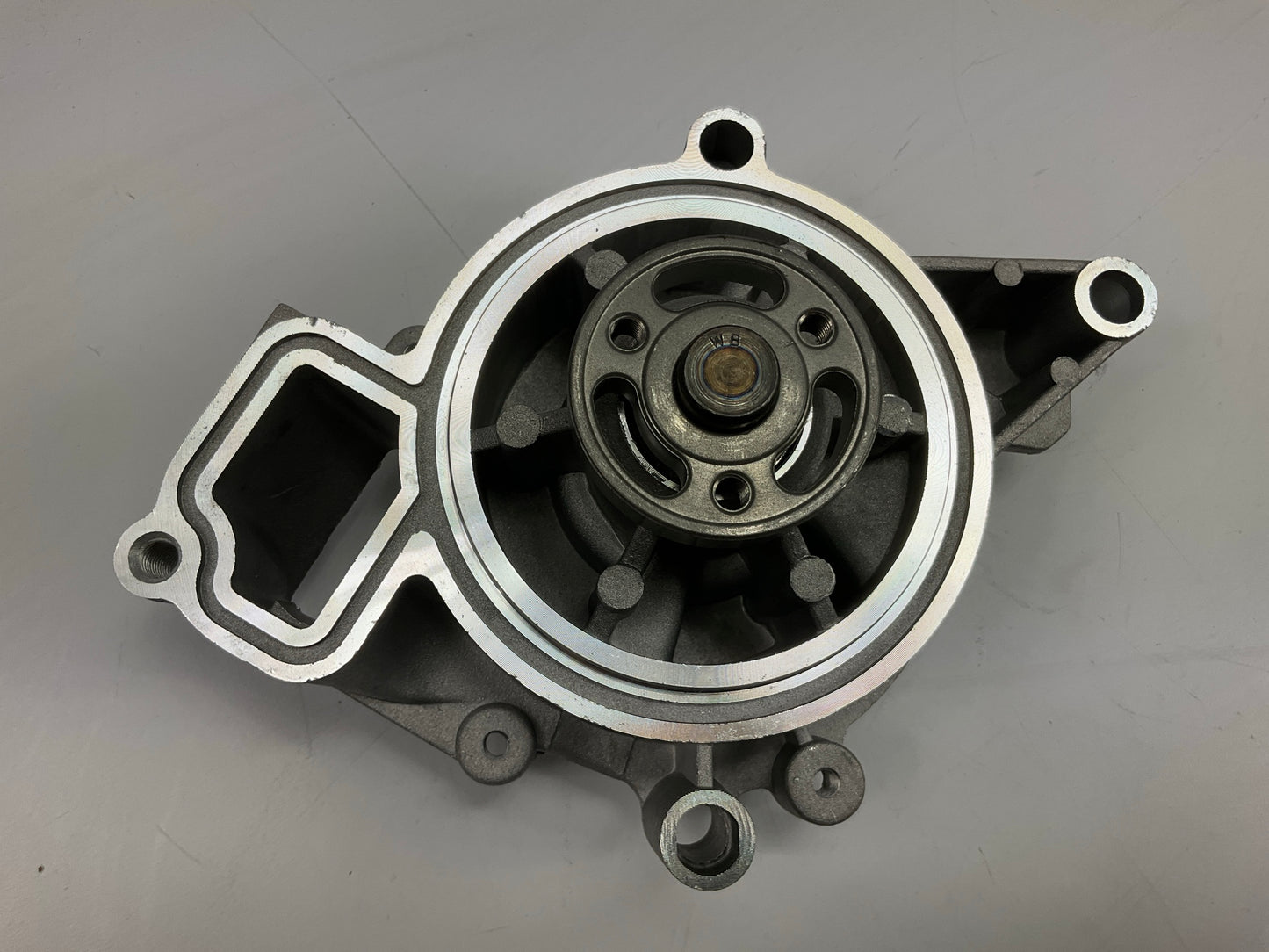 NEW UNBOXED US Motor Works US5092 Engine Water Pump