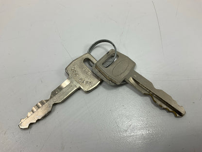 NEW - OUT OF BOX US70L Ignition Lock Cylinder & Keys