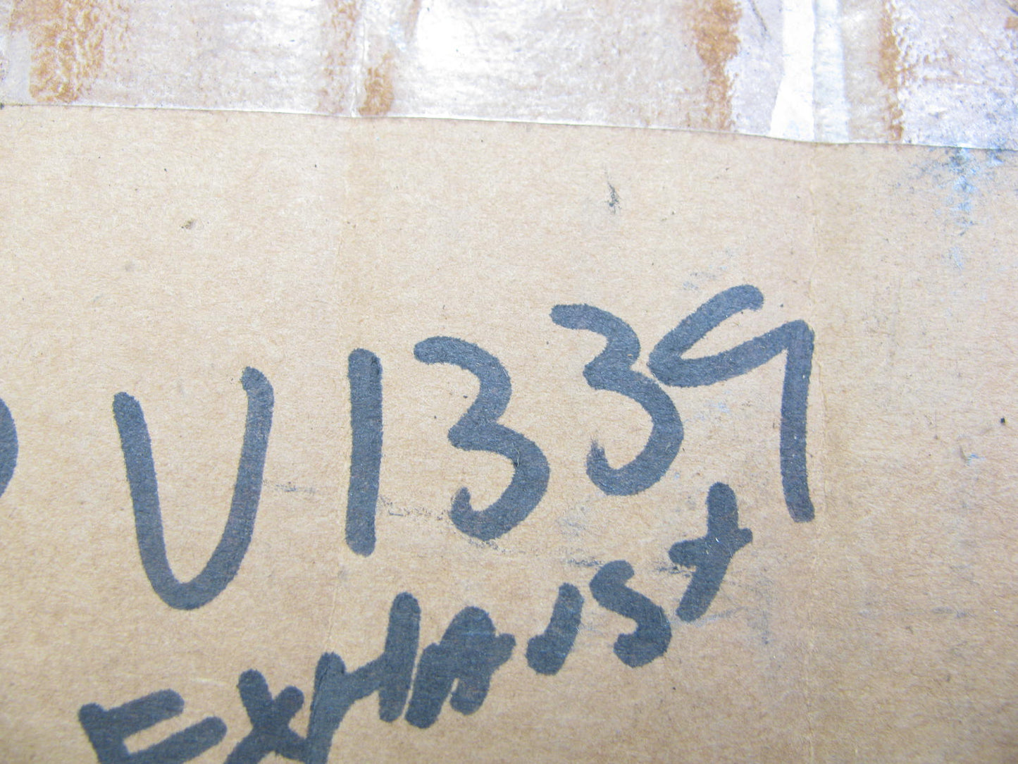 (8) NEW UNBOXED V1339 Engine Exhaust Valves For Chrysler 361 383 413 426 440-V8