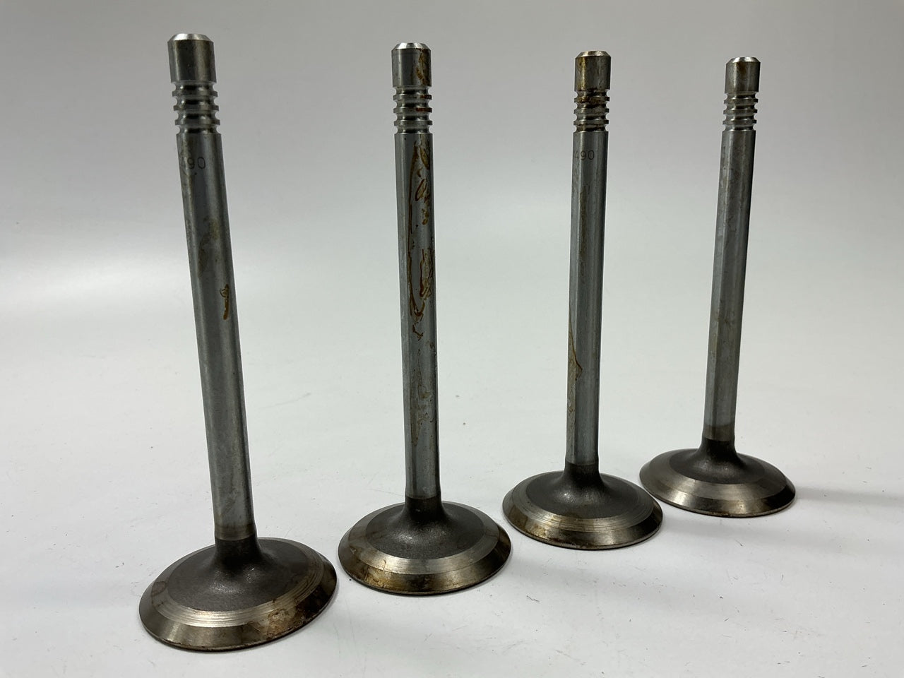 1986-1989 Ford 2.3L Turbo Engine Intake Valve Set, 4 Groove, V3475