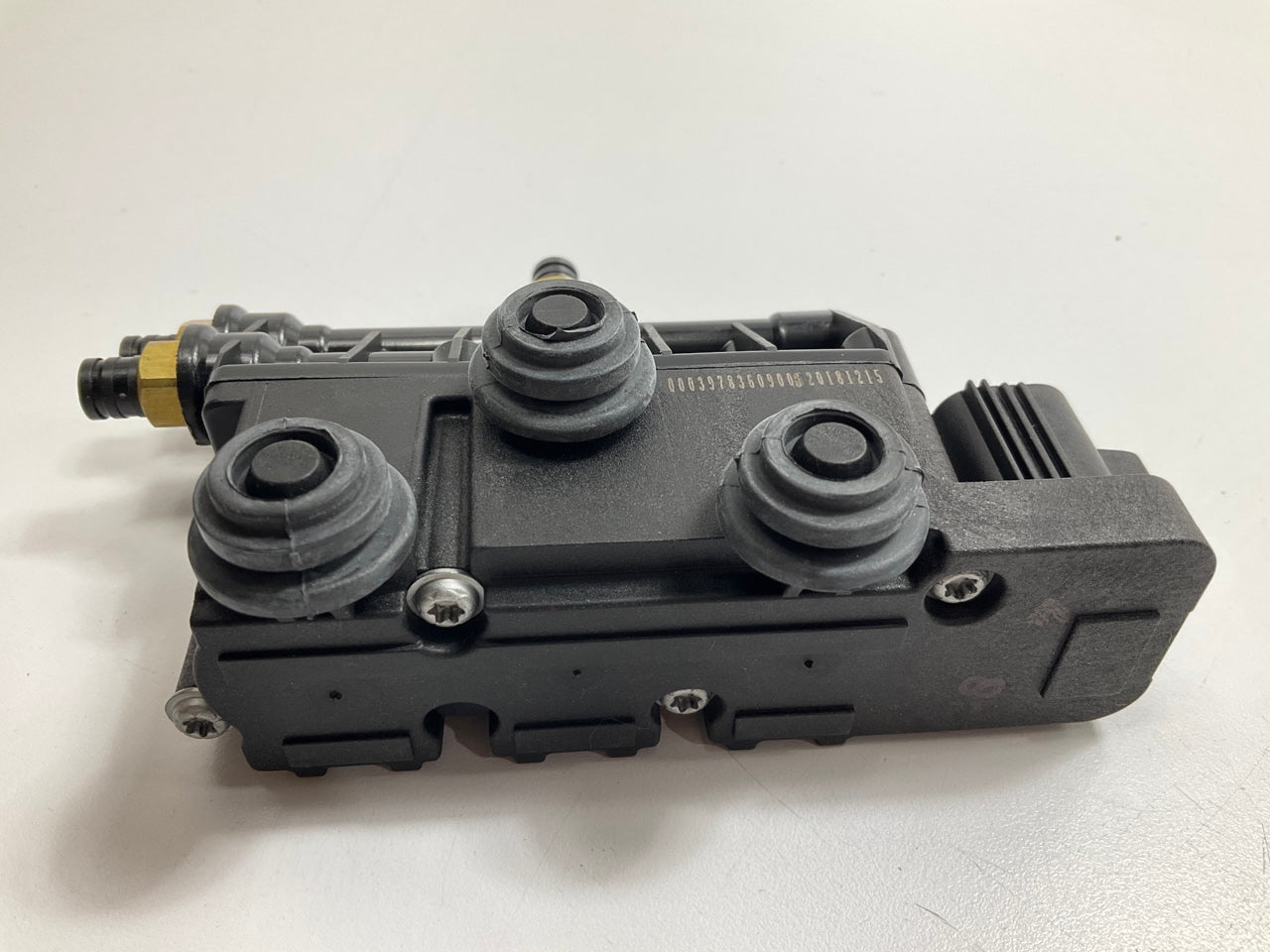 REMAN. OUT OF BOX V48510002 Air Suspension Solenoid Valve Unit