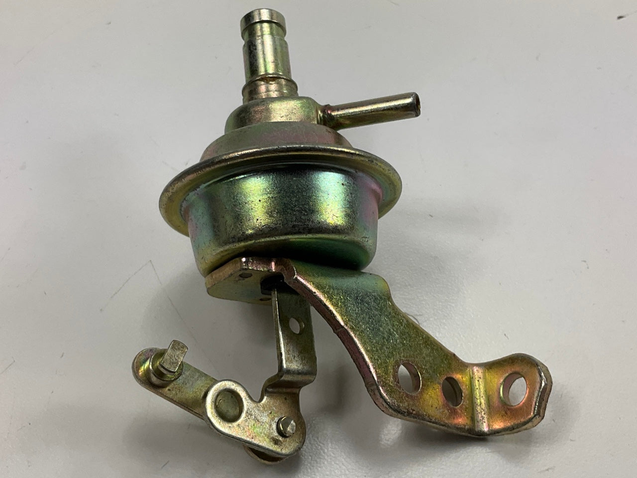 NEW UNBOX VC615 Carburetor Choke Pull-Off 81-83 Chevy GM 2.8L V6 Rochester 2-BBL