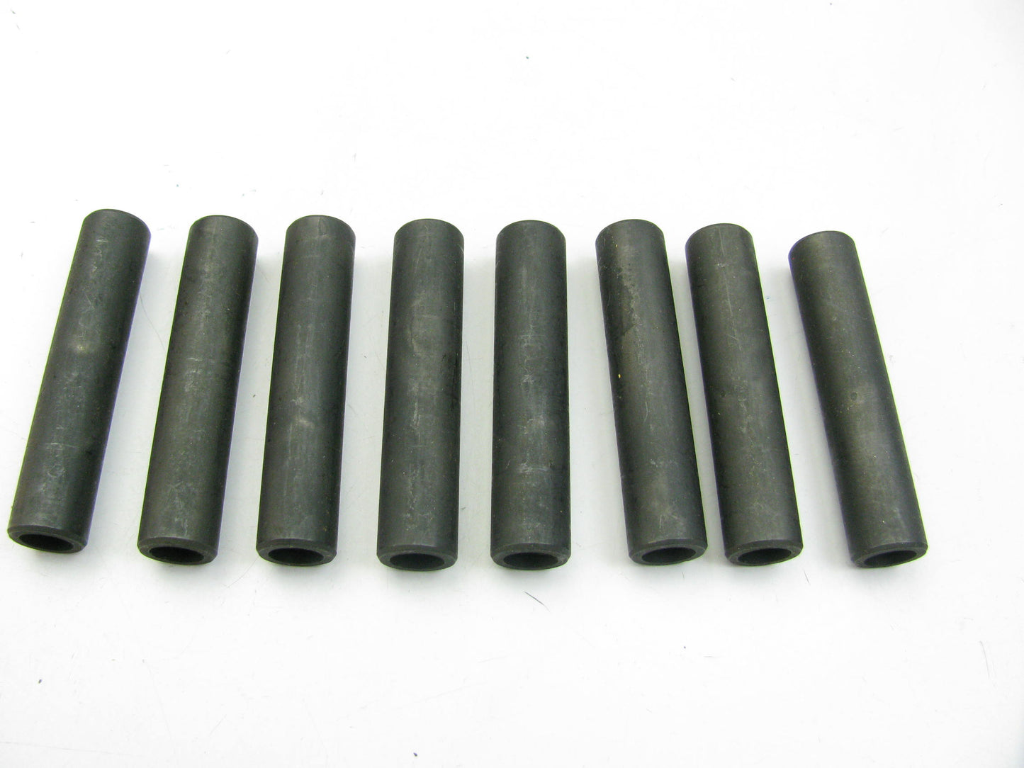 (8) NEW - UNBOXED VG-5006 Engine Exhaust Valve Guides