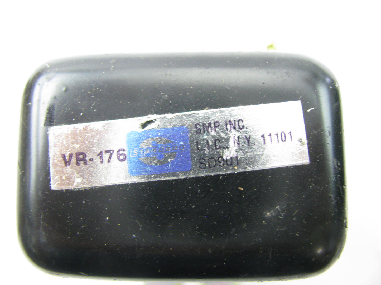 NEW - OUT OF BOX STANDARD VR-176 Voltage Regulator