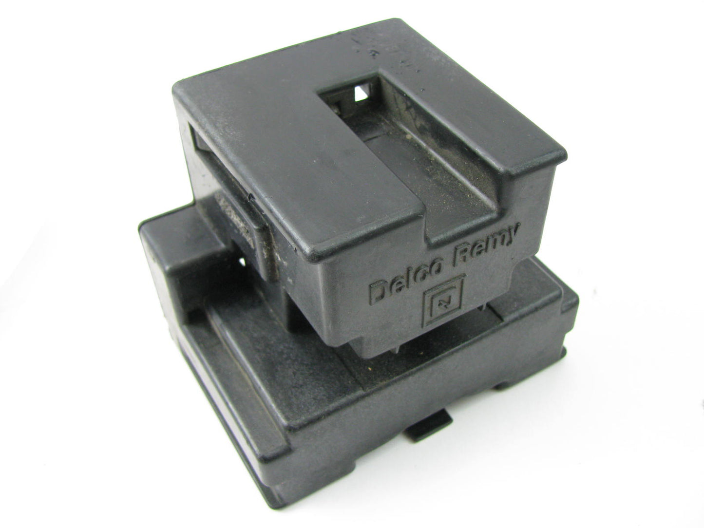 NEW - OUT OF BOX DELCO REMY VS-24 EGR Vacuum Control Switch Solenoid - 1997126