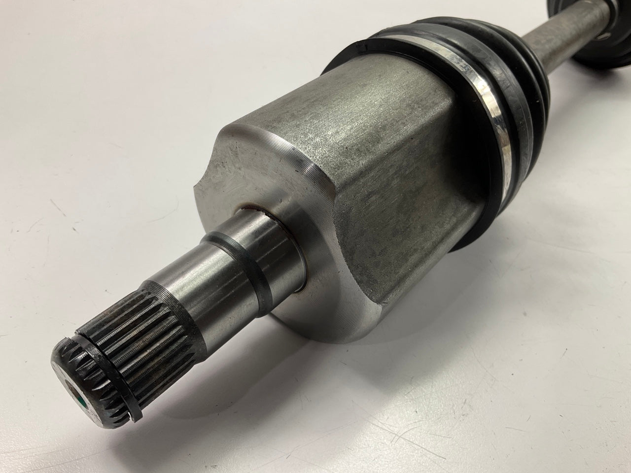 REMAN. VW-8-8613 Front Left CV Axle  2006-2010 Volkswagen Beetle 2.5L AUTO TRANS