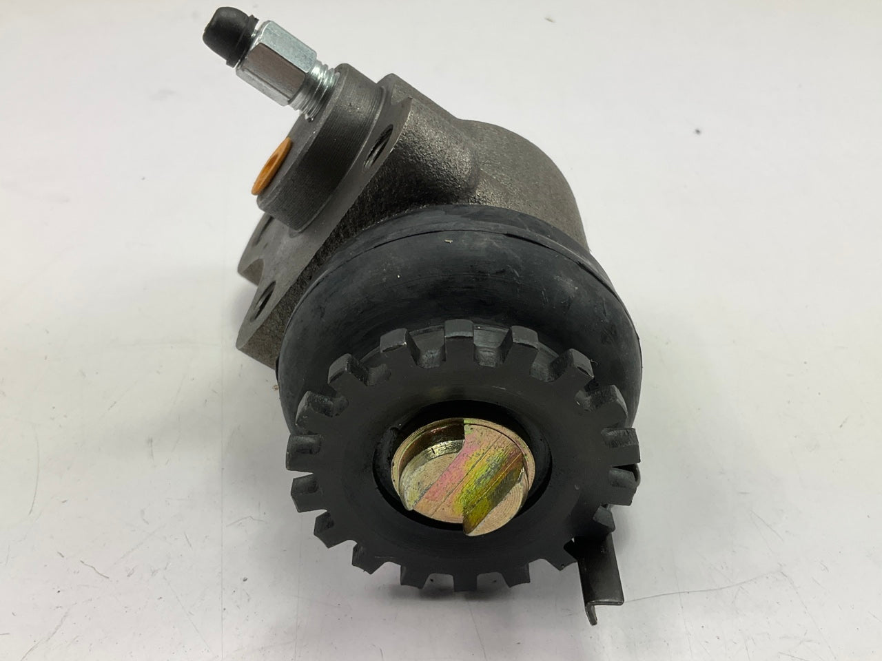 NEW UNBOXED W123269 Front Left Drum Brake Wheel Cylinder