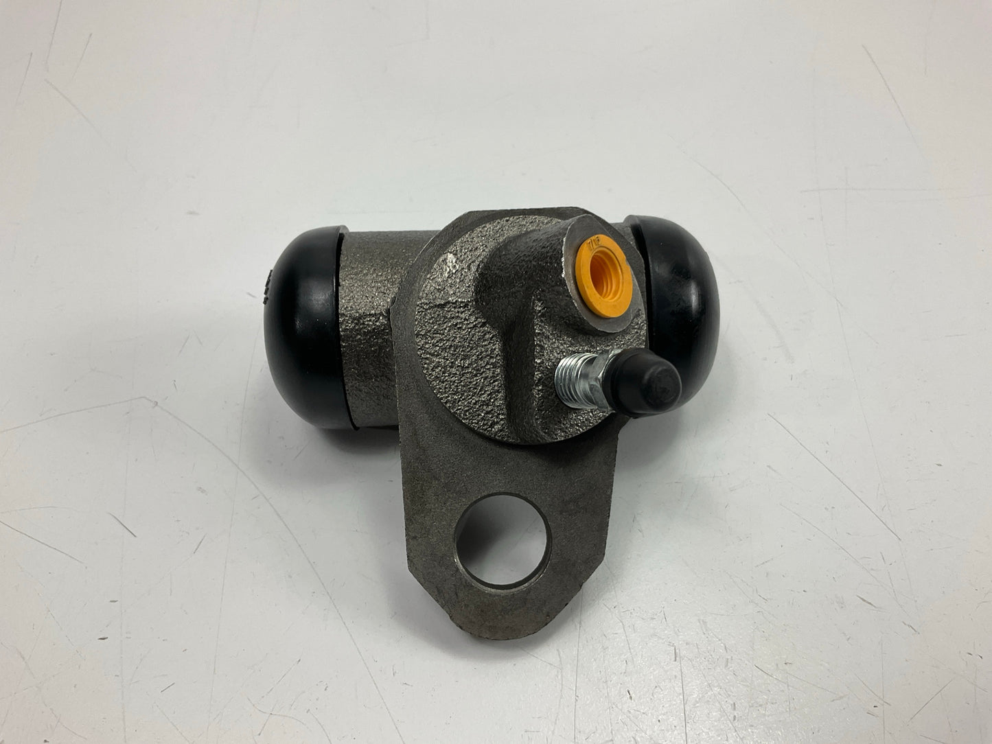 NEW UNBOXED W20932 Front Left Drum Brake Wheel Cylinder