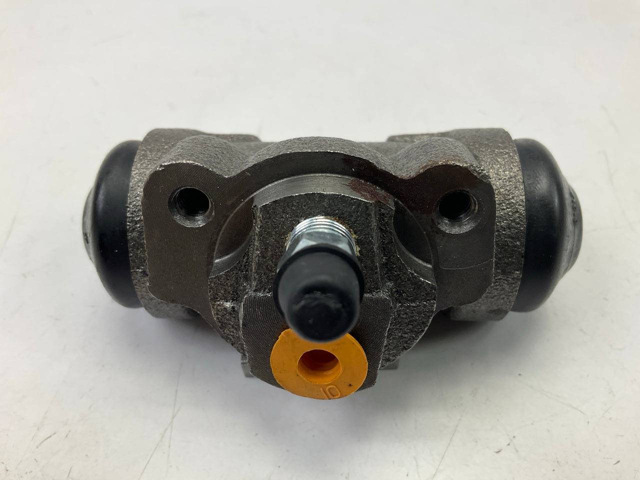 New Unboxed W37639 Rear Drum Brake Wheel Cylinder For 1984-1989 Toyota Van