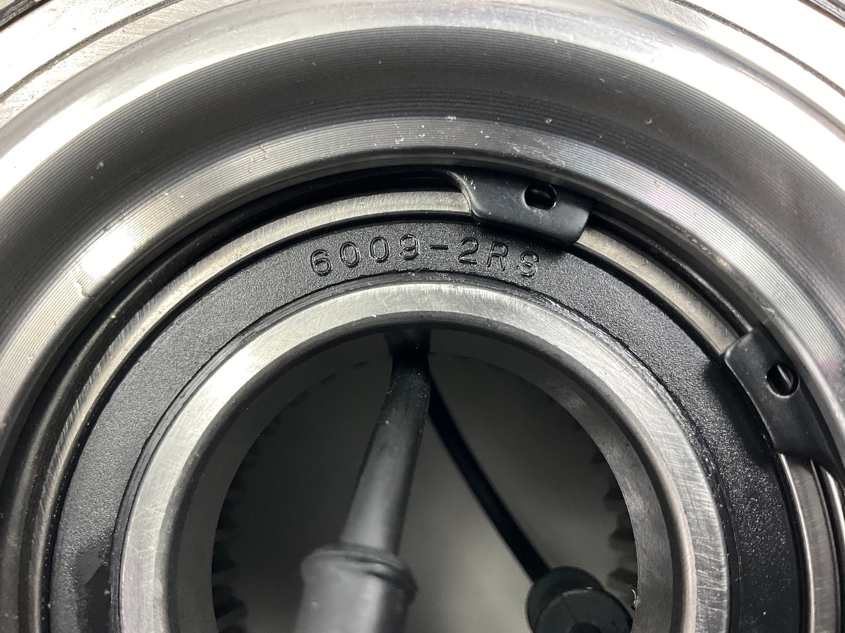 UNBOXED - WA515083 Front Wheel Bearing Hub 2005-10 F-450 F-550 - 4WD DUALLY
