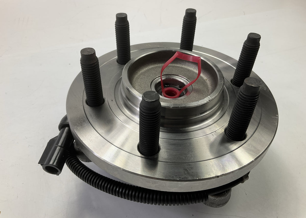 NEW UNBOXED - WA515112 Front Wheel Bearing Hub For 2010 Ford F-150 SVT Raptor