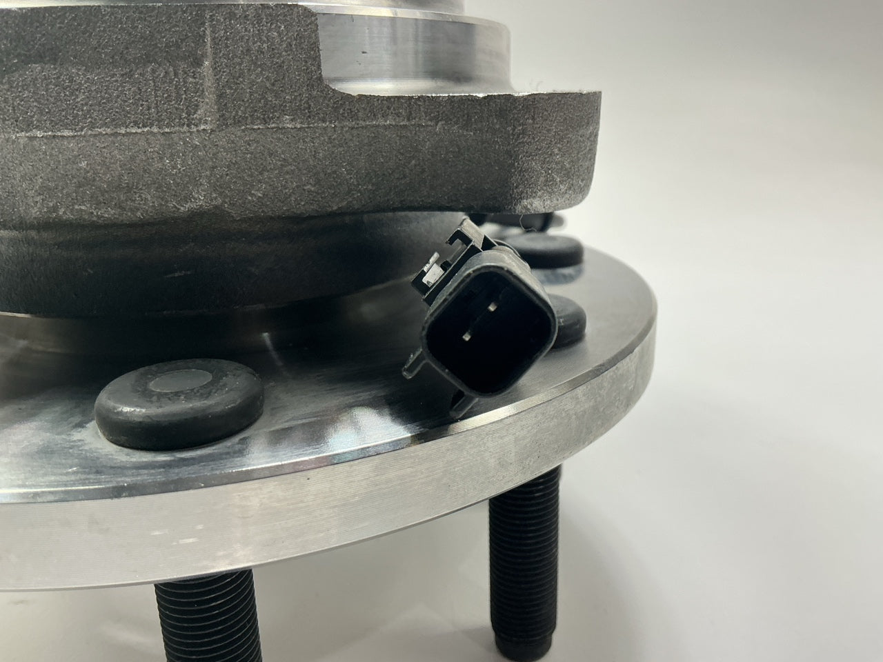 NEW UNBOXED WA515122 Front Wheel Hub Bearing For 09-11 Dodge Ram 2500 3500 4WD