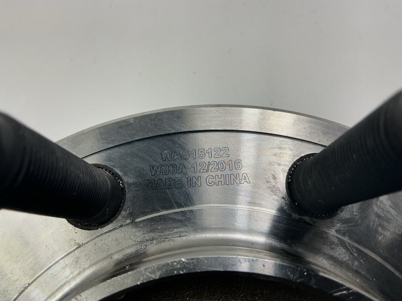 NEW UNBOXED WA515122 Front Wheel Hub Bearing For 09-11 Dodge Ram 2500 3500 4WD