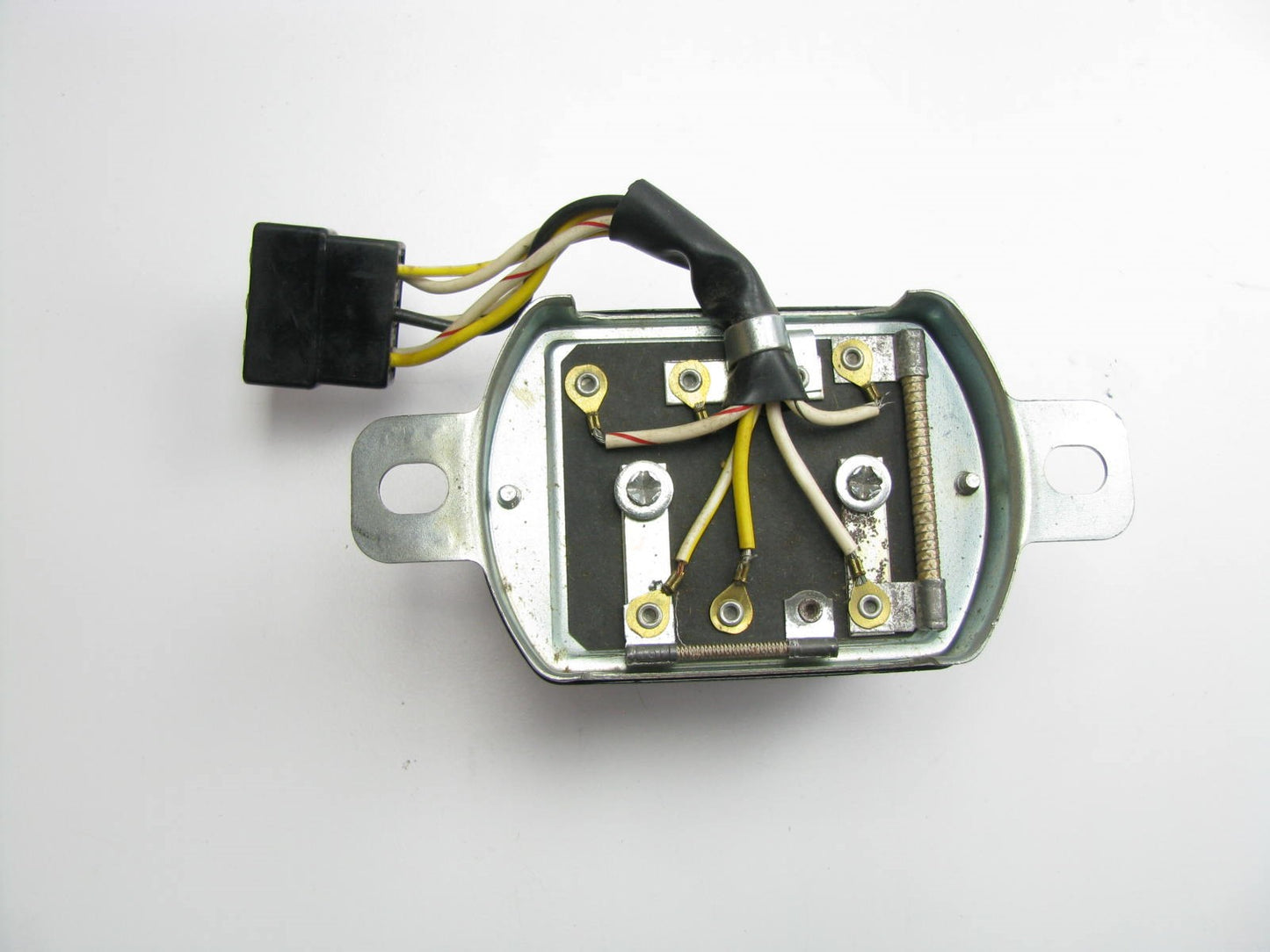 NEW - OUT OF BOX - Niehoff WA733 Voltage Regulator For 72-75 Subaru GL, 74-75 DL