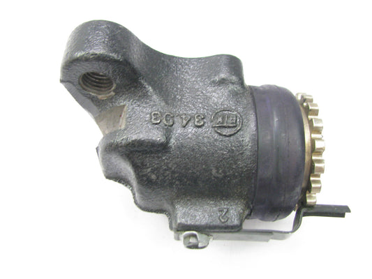 NEW - OUT OF BOX WC370018 Front Left Drum Brake Wheel Cylinder 1992-94 Isuzu FSR