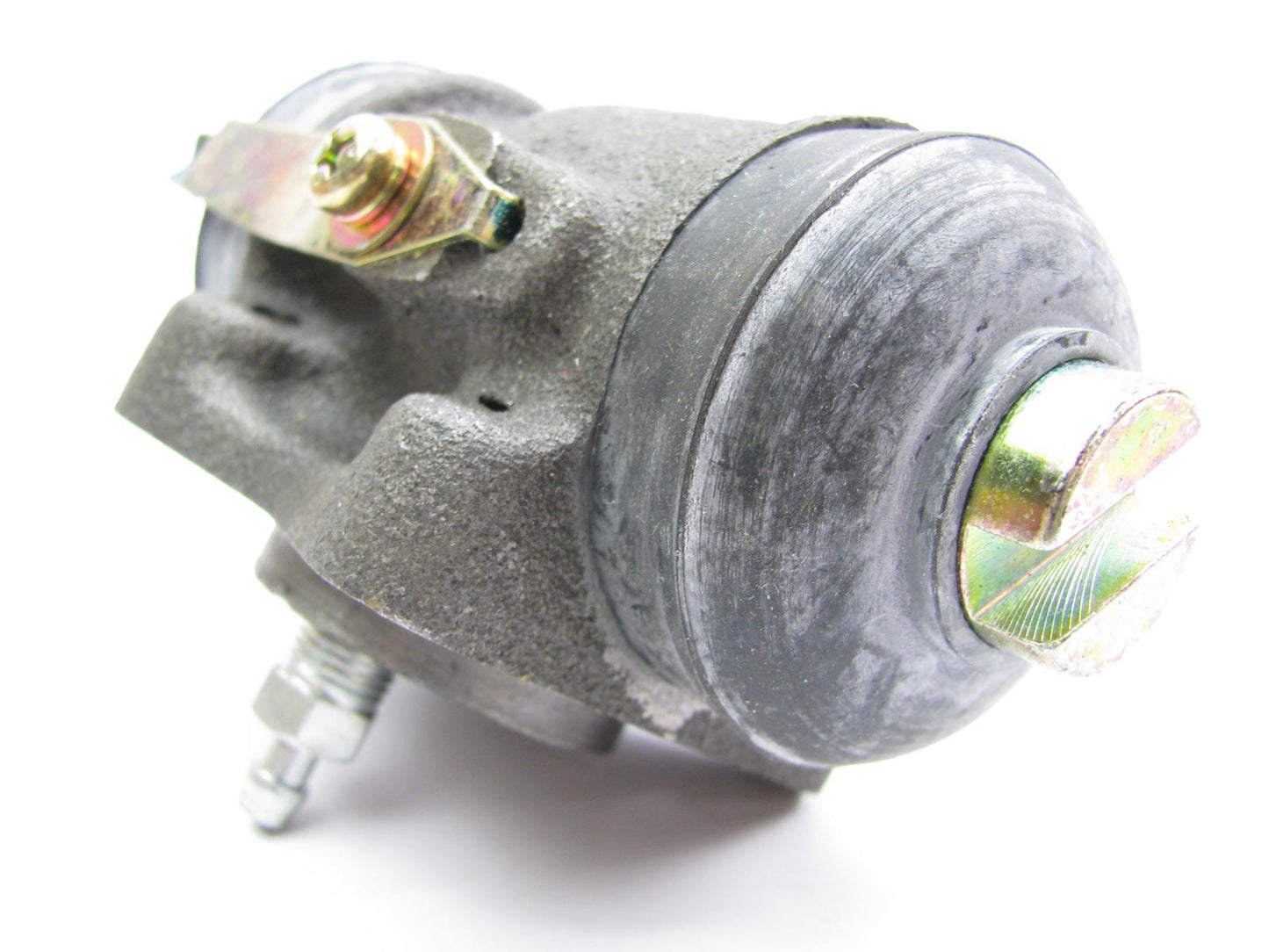 NEW - OUT OF BOX - Front Left Wheel Cylinder For 1974-75 Toyota Land Cruiser