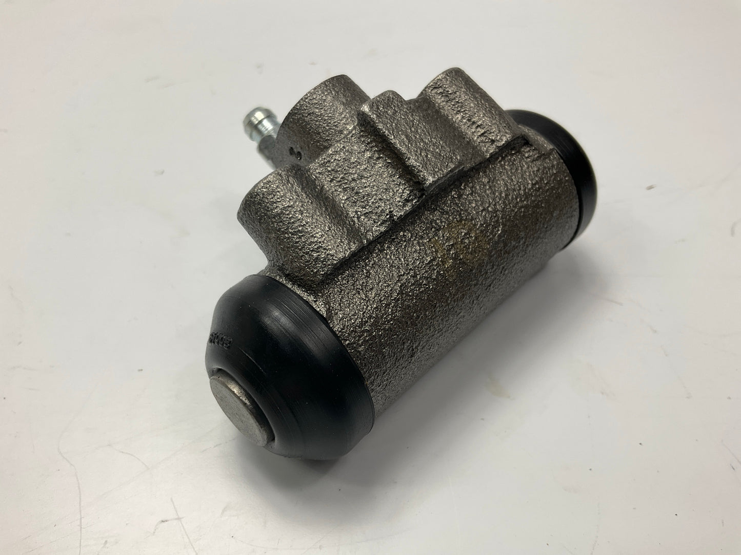 NEW - UNBOXED WCA37970 Rear Drum Brake Wheel Cylinder