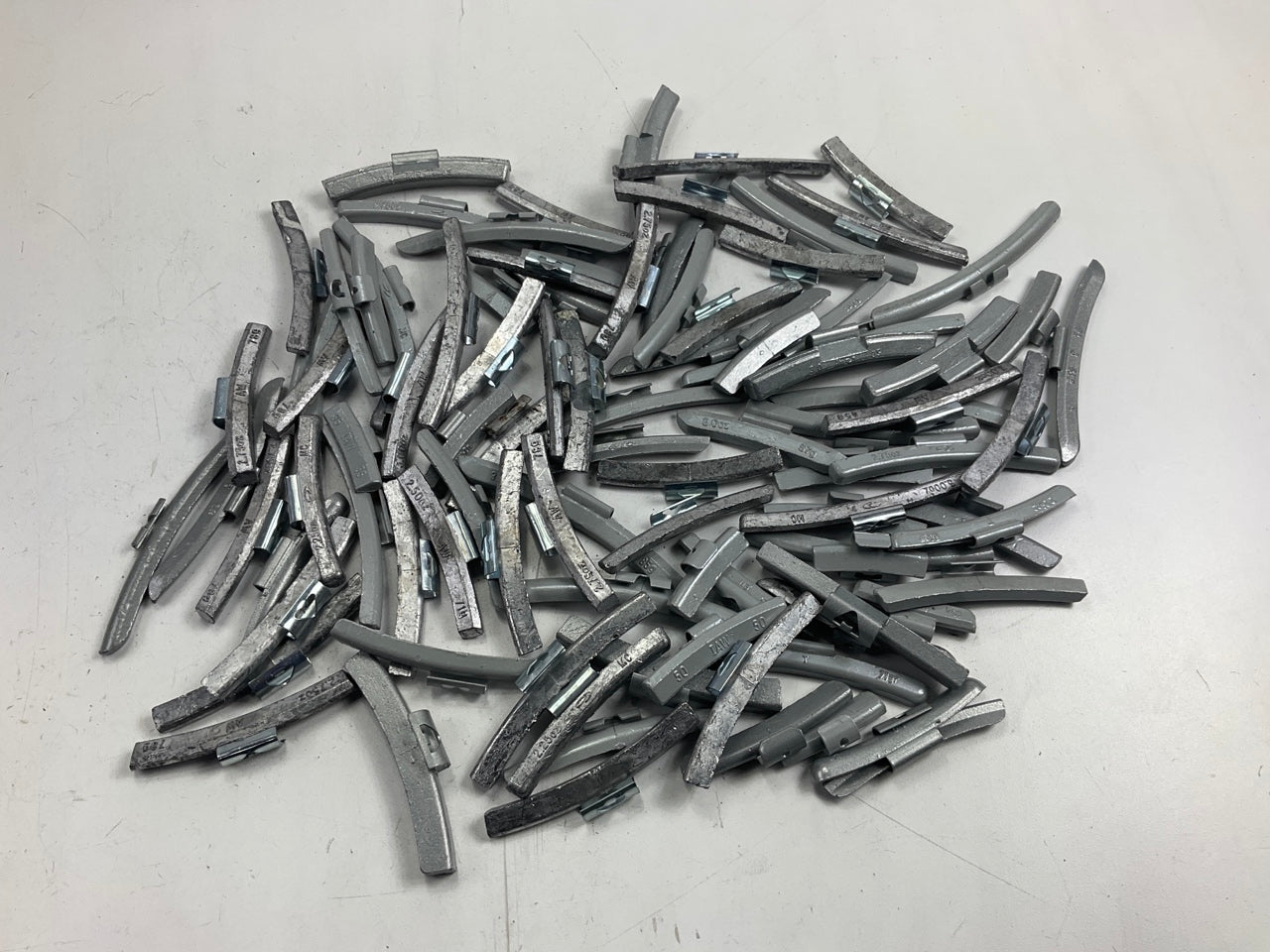 15 LBS - Mixed Lot Clip-On Wheel Balancing Weights, Assorted Sizes - UNUSED
